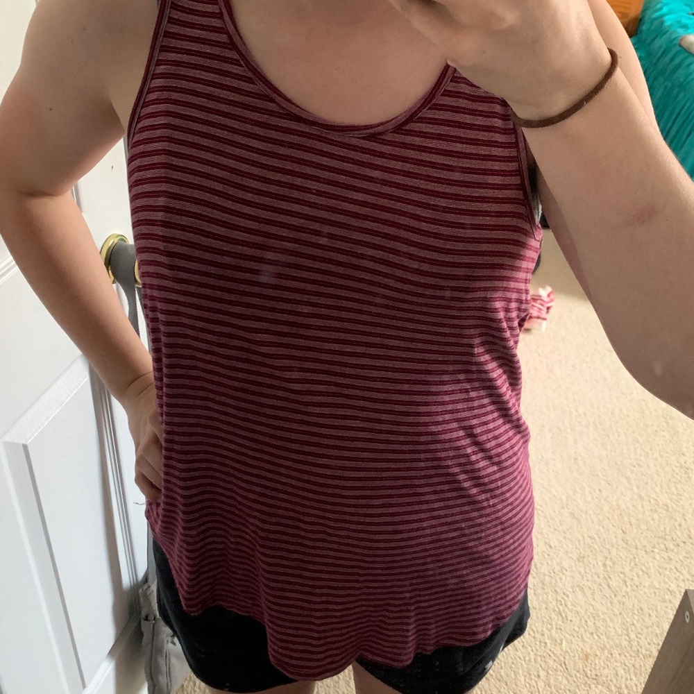 maroon tank